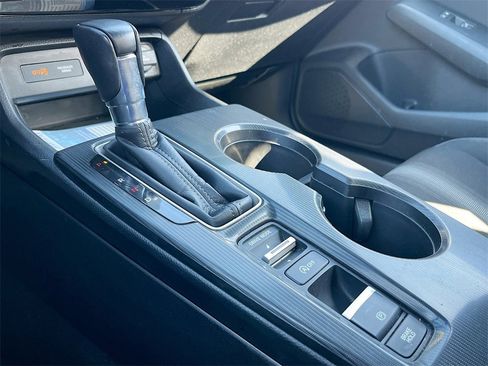 Used 2024 Honda Civic Sport image 16