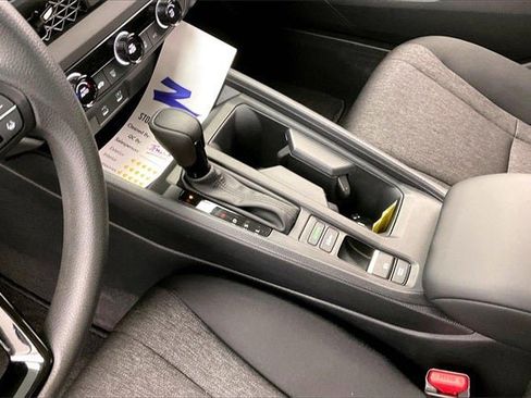 Certified 2025 Honda Accord LX image 15