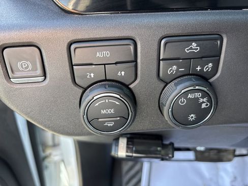 Certified 2023 Chevrolet Silverado 1500 LT image 27