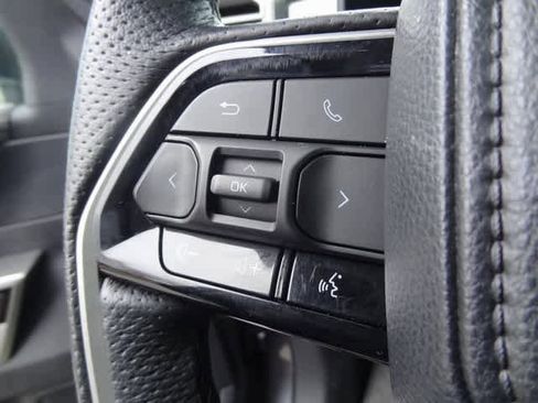 Used 2023 Toyota Sequoia Limited image 22