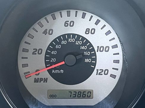 Used 2004 Nissan Frontier XE w/ (VTP) Value Truck Pkg image 5