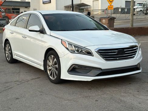 Used 2015 Hyundai Sonata Sport w/ Option Group 03 image 7
