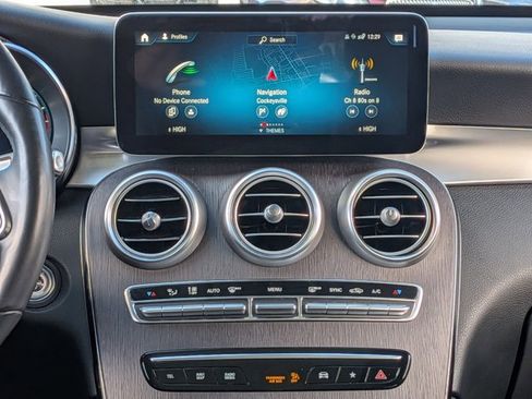 Used 2021 Mercedes-Benz GLC 300 4MATIC image 15