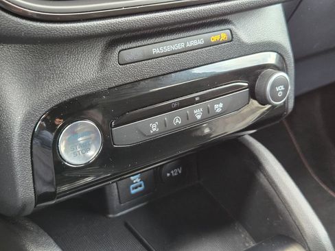 Used 2023 Ford Escape ST-Line w/ Tech Pack #1 AWD/4WD image 17