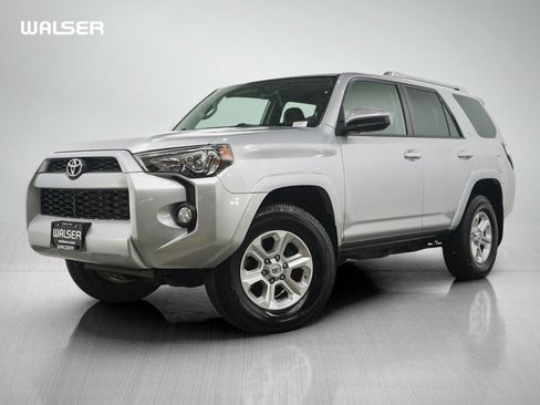 Used 2015 Toyota 4Runner SR5 AWD/4WD image 1