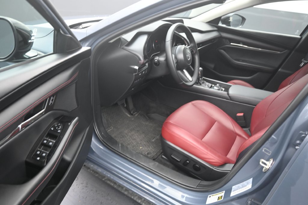 Used 2026 MAZDA MAZDA3 Carbon AWD/4WD image 10