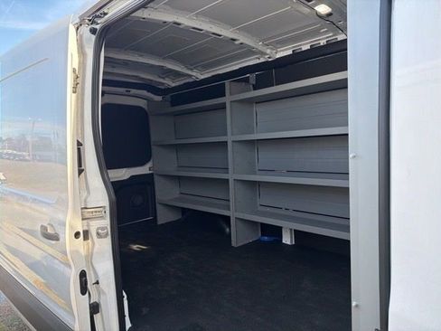 New 2024 Ford Transit 250 148 Medium Roof image 9
