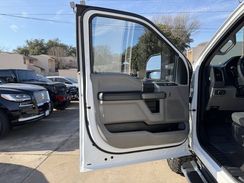 Used 2021 Ford F250 XLT w/ XLT Value Package image 20