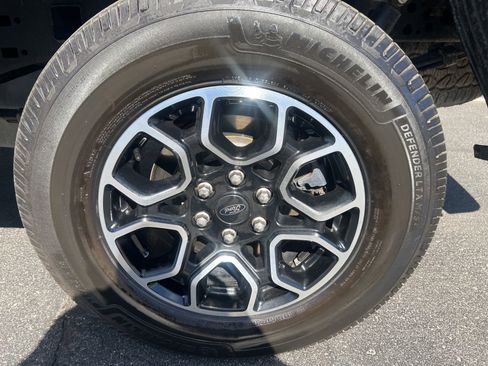 Used 2022 Ford F150 XLT w/ Equipment Group 302A High image 40