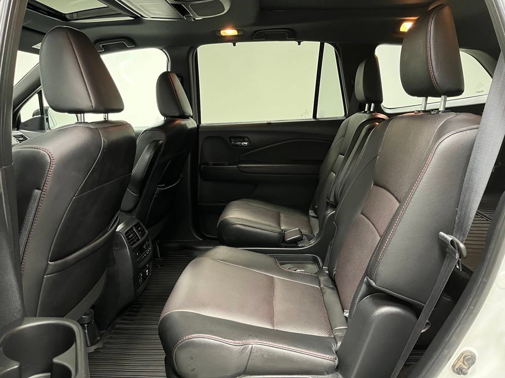 Used 2021 Honda Pilot Black Edition image 46