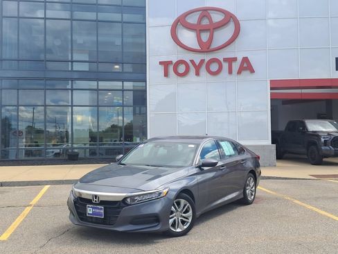 Used 2018 Honda Accord LX image 1
