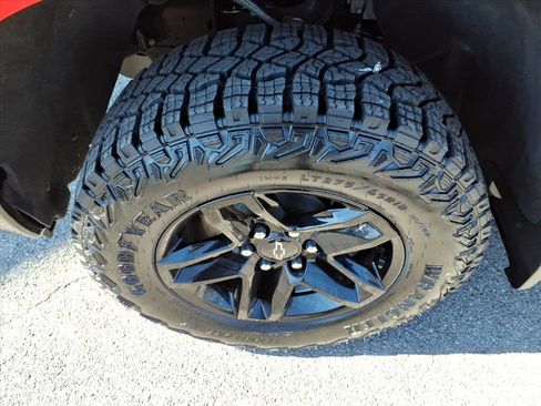 Used 2024 Chevrolet Silverado 1500 Custom Trail Boss image 10