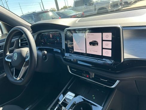 New 2026 Volkswagen Atlas Cross Sport SE image 37