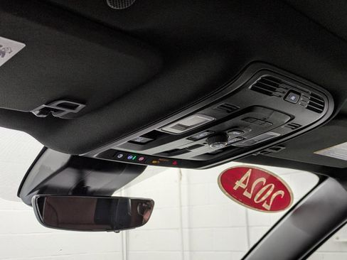 Used 2024 GMC Yukon Denali Ultimate image 39