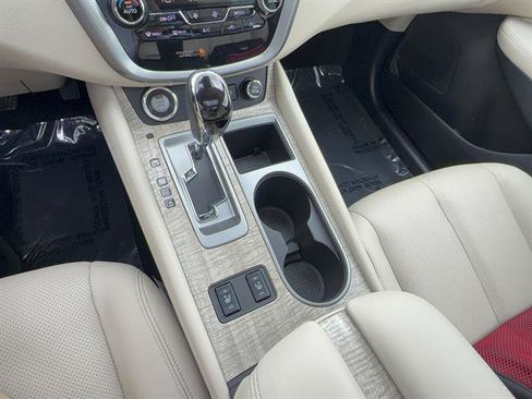 Used 2024 Nissan Murano SL AWD/4WD image 14