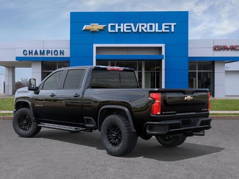 New 2026 Chevrolet Silverado 2500 ZR2 image 3