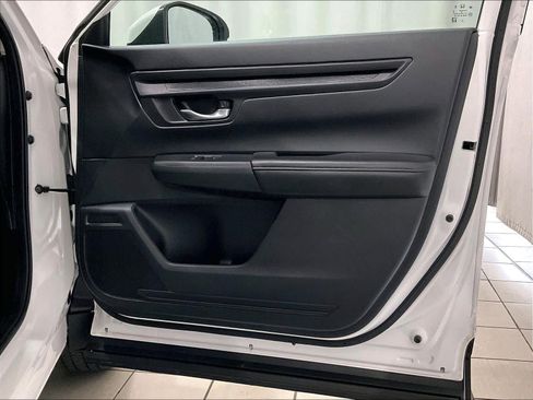 Used 2025 Honda CR-V EX image 12