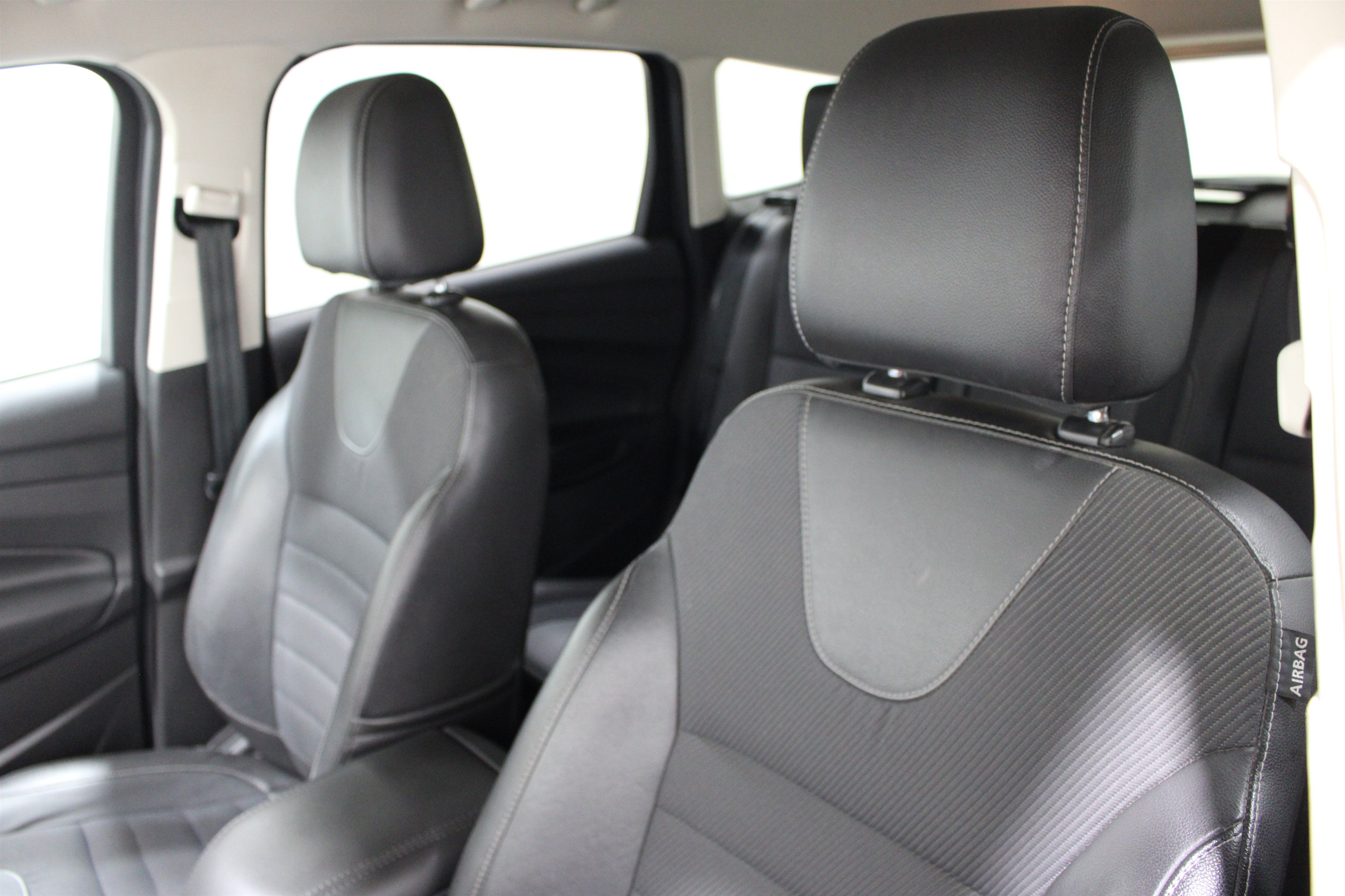 Used 2014 Ford Escape SE w/ SE Chrome Package FWD image 4