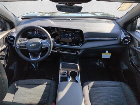 New 2026 Chevrolet Equinox LT w/ Safety and Technology Package AWD/4WD image 15