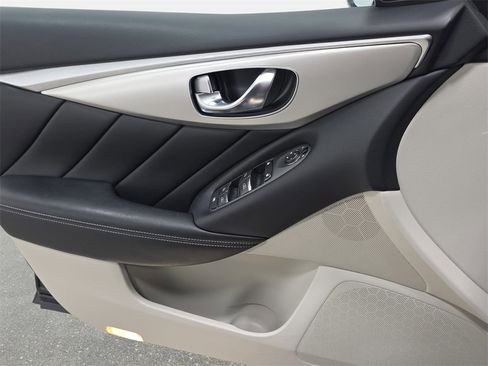 Used 2020 INFINITI Q50 Luxe w/ Essential Package (3.0T Luxe) image 27