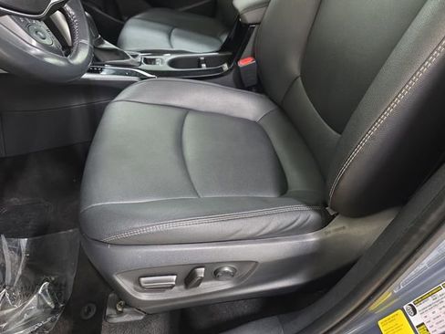 Certified 2024 Toyota Corolla Cross XLE image 26