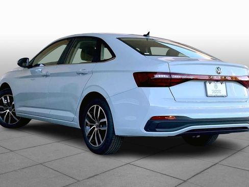 New 2026 Volkswagen Jetta SE image 12