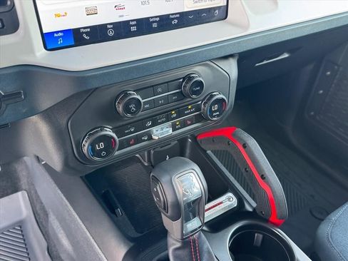 Used 2025 Ford Bronco Heritage Edition image 24