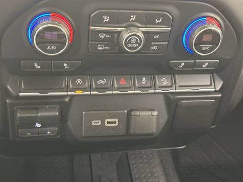 Used 2019 Chevrolet Silverado 1500 LT w/ All-Star Edition AWD/4WD image 17