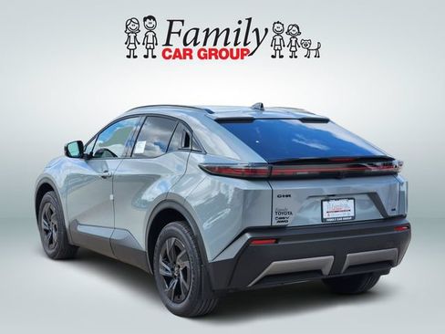 New 2026 Toyota C-HR AWD/4WD image 4