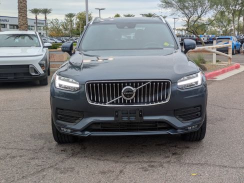 Used 2020 Volvo XC90 T6 Momentum image 8