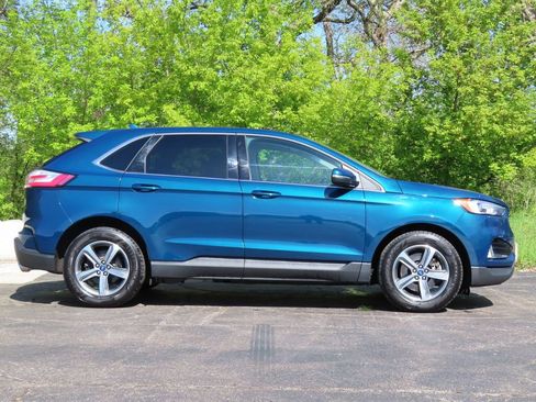 Used 2020 Ford Edge SEL w/ Convenience Package AWD/4WD image 2