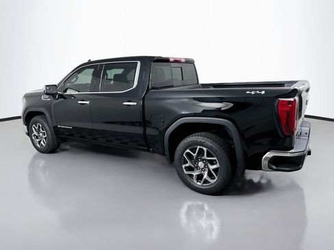 Certified 2022 GMC Sierra 1500 SLT w/ SLT Convenience Package AWD/4WD image 5