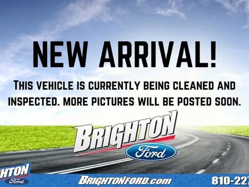 Used 2020 Ford Explorer XLT w/ Equipment Group 202A AWD/4WD image 4