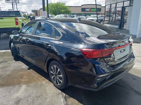 Used 2019 Kia Forte Sedan FWD image 4