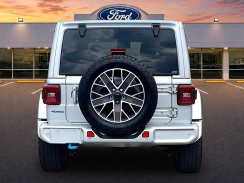 Used 2024 Jeep Wrangler High Altitude AWD/4WD image 4
