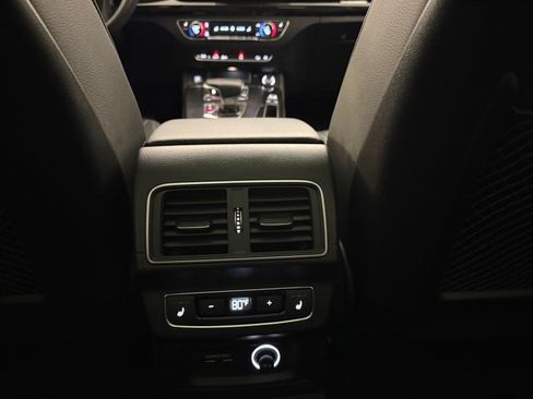 Used 2019 Audi Q5 2.0T Premium Plus w/ Premium Plus Package AWD/4WD image 28