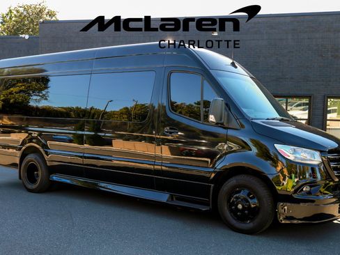 Used 2020 Mercedes-Benz Sprinter 3500 w/ Windows All Around Package image 2