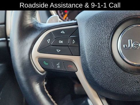 Used 2016 Jeep Grand Cherokee Limited w/ Luxury Group II image 38