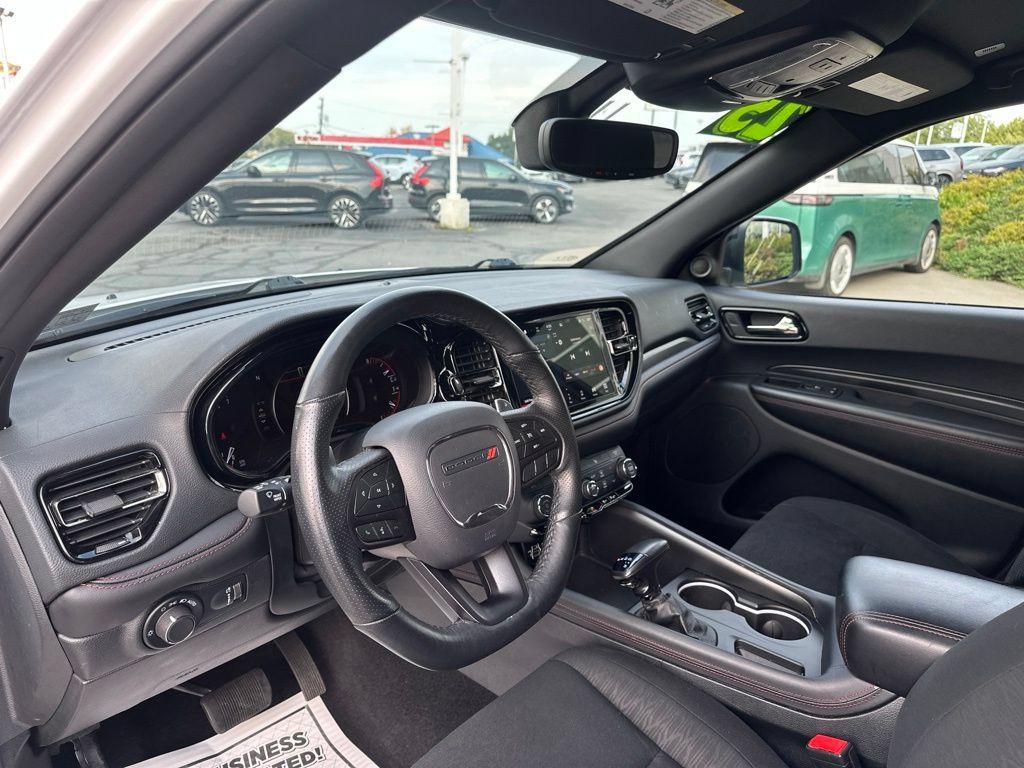 Used 2025 Dodge Durango GT AWD/4WD image 19