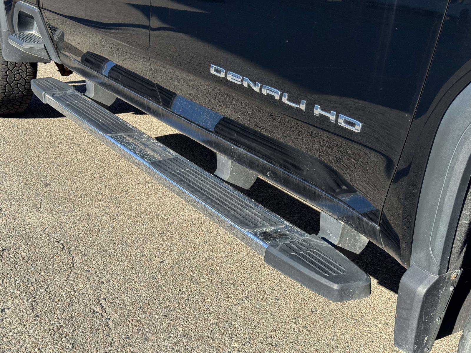 Used 2021 GMC Sierra 2500 Denali w/ Denali Ultimate Package AWD/4WD image 10