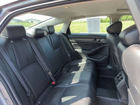 Used 2022 Honda Accord EX-L image 29
