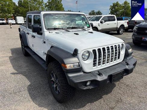 Used 2020 Jeep Gladiator Sport w/ Quick Order Package 24S AWD/4WD image 3