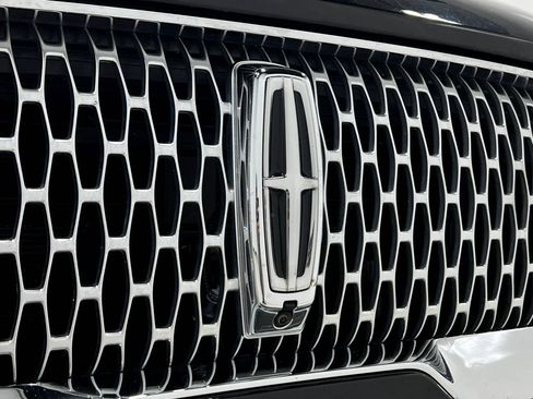 Used 2020 Lincoln Aviator Reserve w/ Equipment Group 202A AWD/4WD image 43