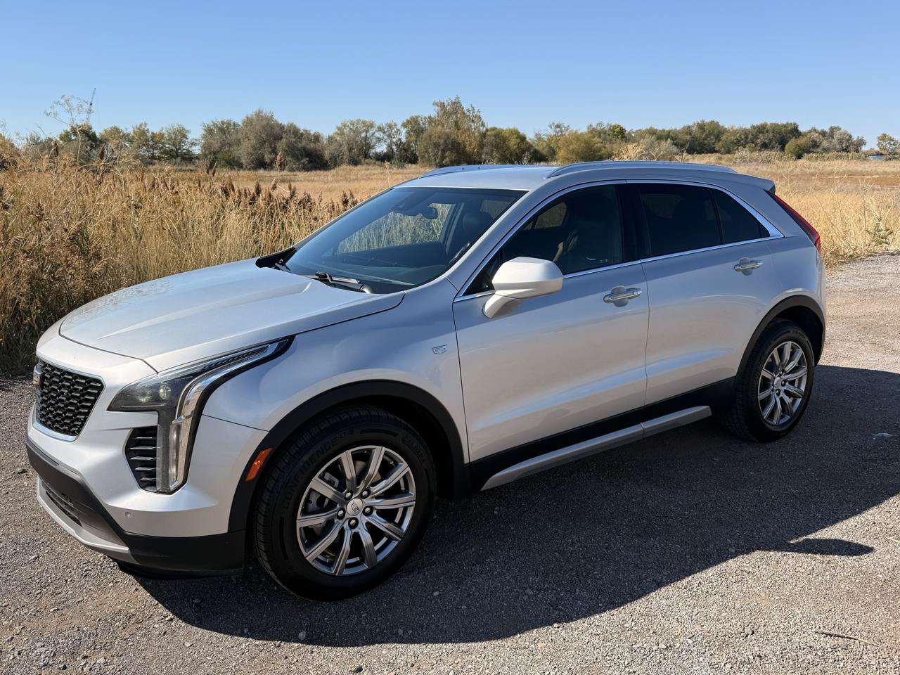 Used 2020 Cadillac XT4 Premium Luxury AWD/4WD image 1