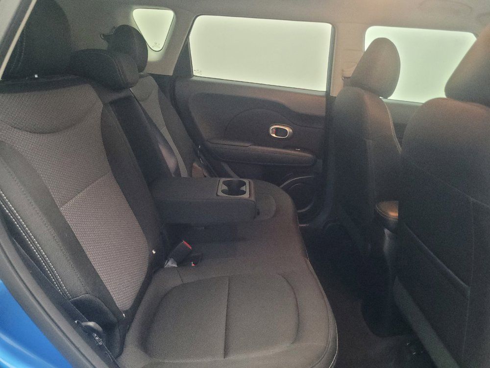 Used 2019 Kia Soul + FWD image 19