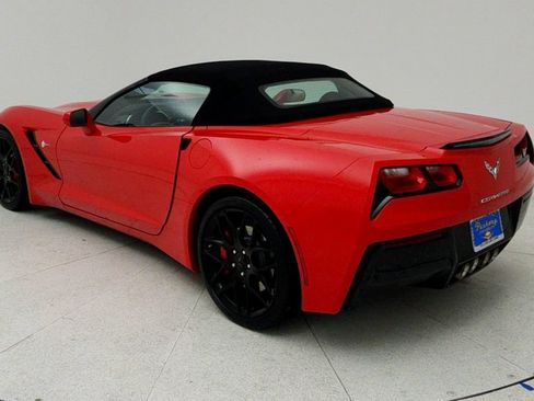 Used 2019 Chevrolet Corvette Stingray Convertible w/ 3LT Preferred Equipment Group RWD image 6