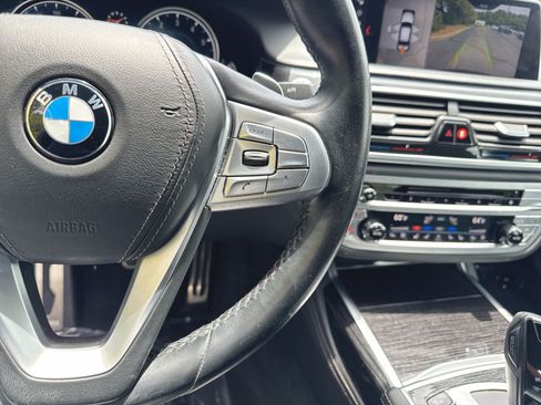 Used 2019 BMW 750i xDrive w/ Executive Package AWD/4WD image 17