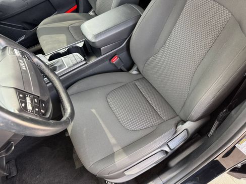 Used 2026 Kia Sportage LX AWD/4WD image 38