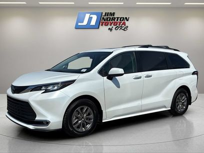 Used 2023 Toyota Sienna XLE