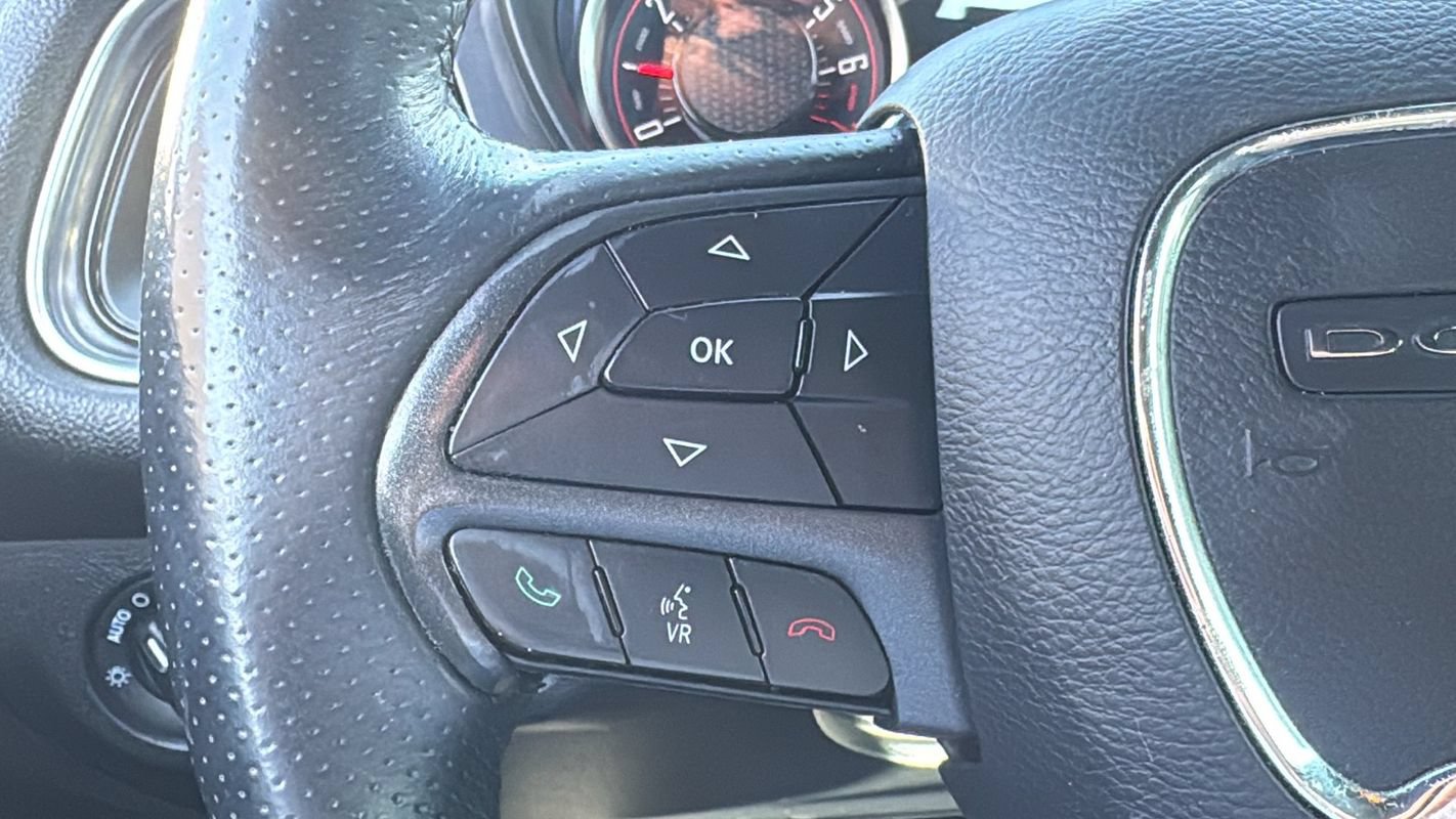 Used 2017 Dodge Challenger SXT RWD image 21